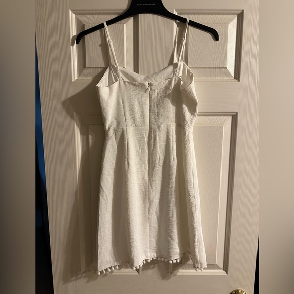 White mini dress - Picture 3 of 3